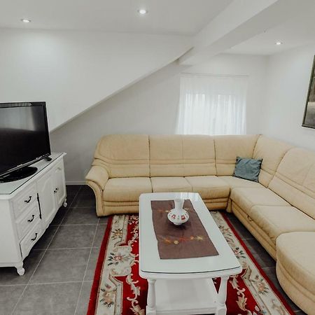Apartman Slavonia Ðakovo Exterior foto