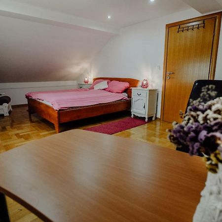 Apartman Slavonia Ðakovo Exterior foto